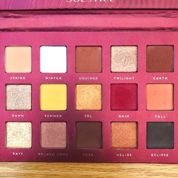 Bad Habit "Solstice" eyeshadow palette - Picture 7 of 8
